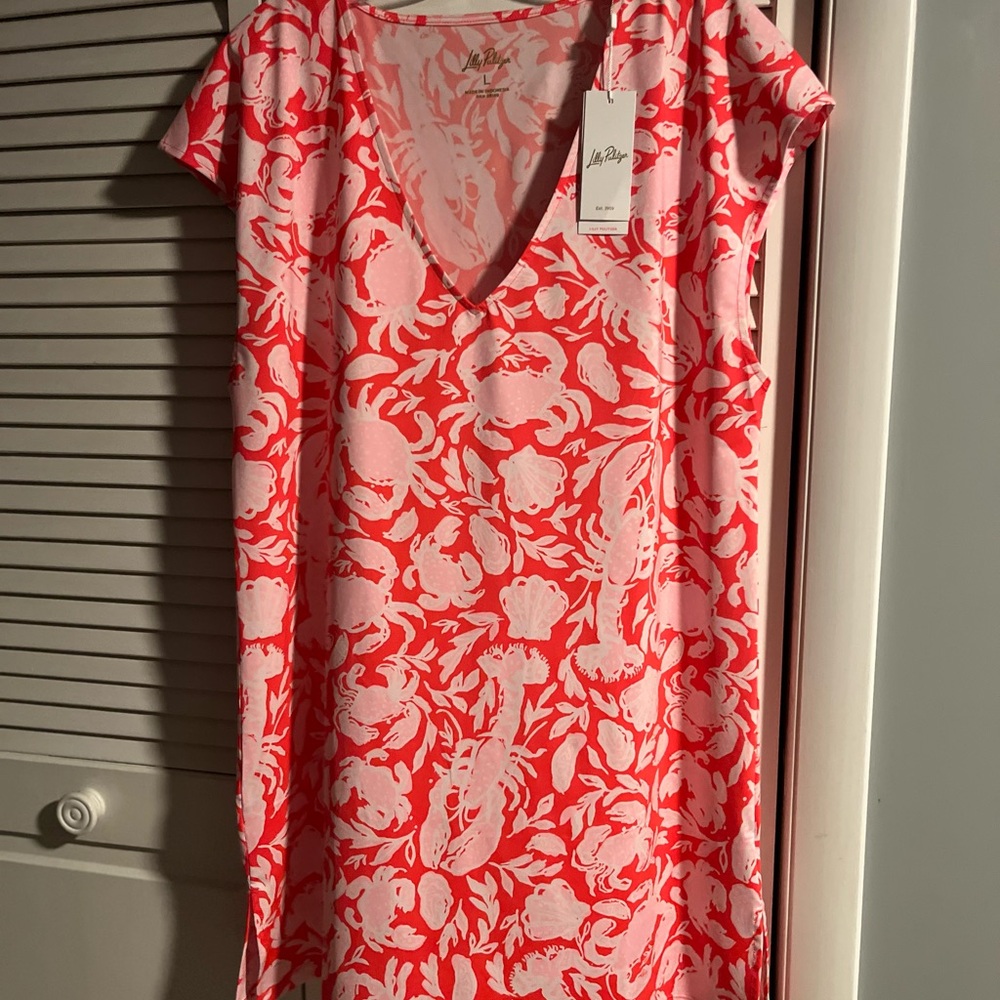 NWT Lilly Pulitzer Talli v-neck coverup in crab collab pink and coral print.